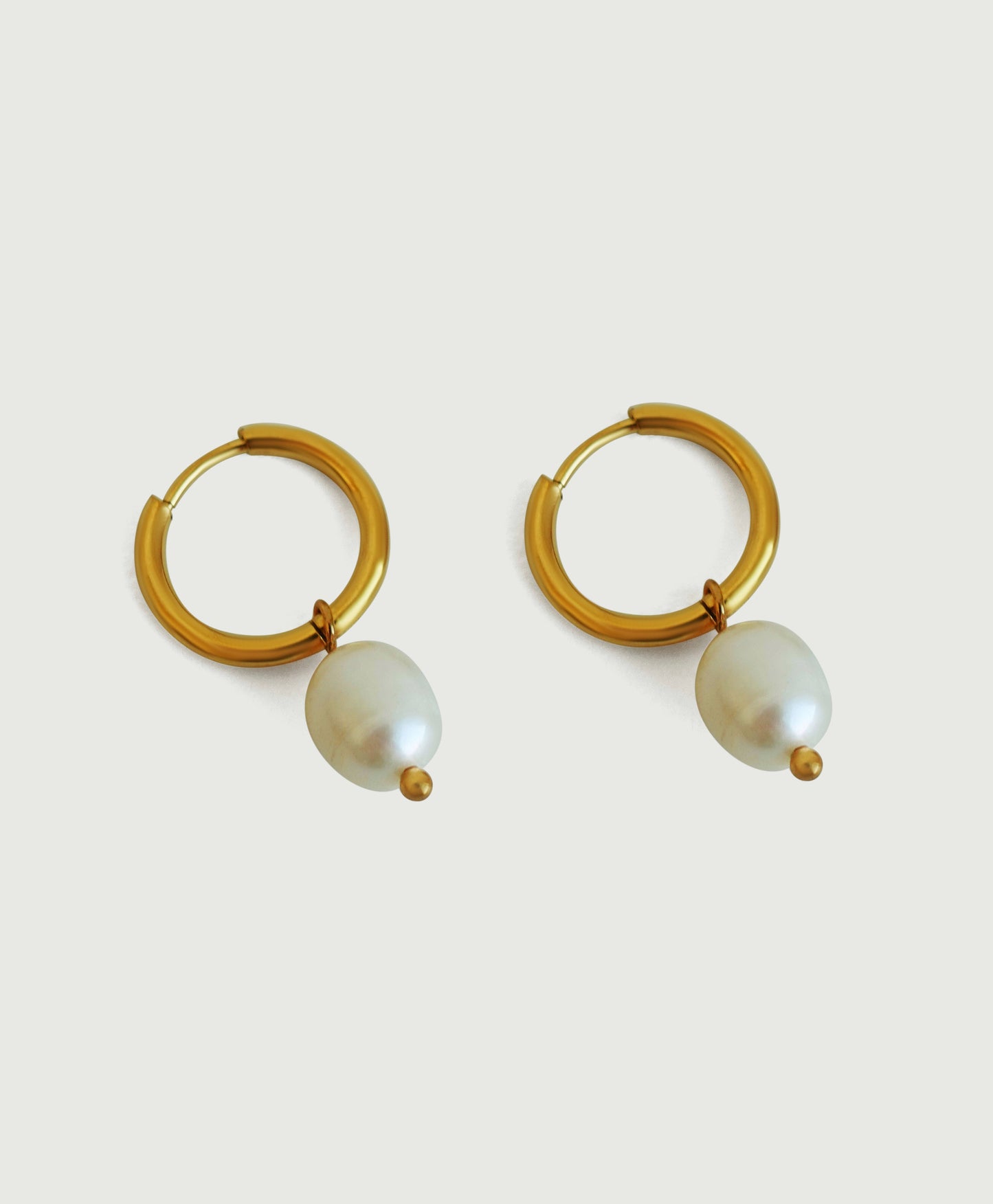 Nori Pearl Huggie Earrings